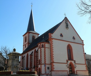 Hofheim - Pfarrei St. Johannes der Täufer